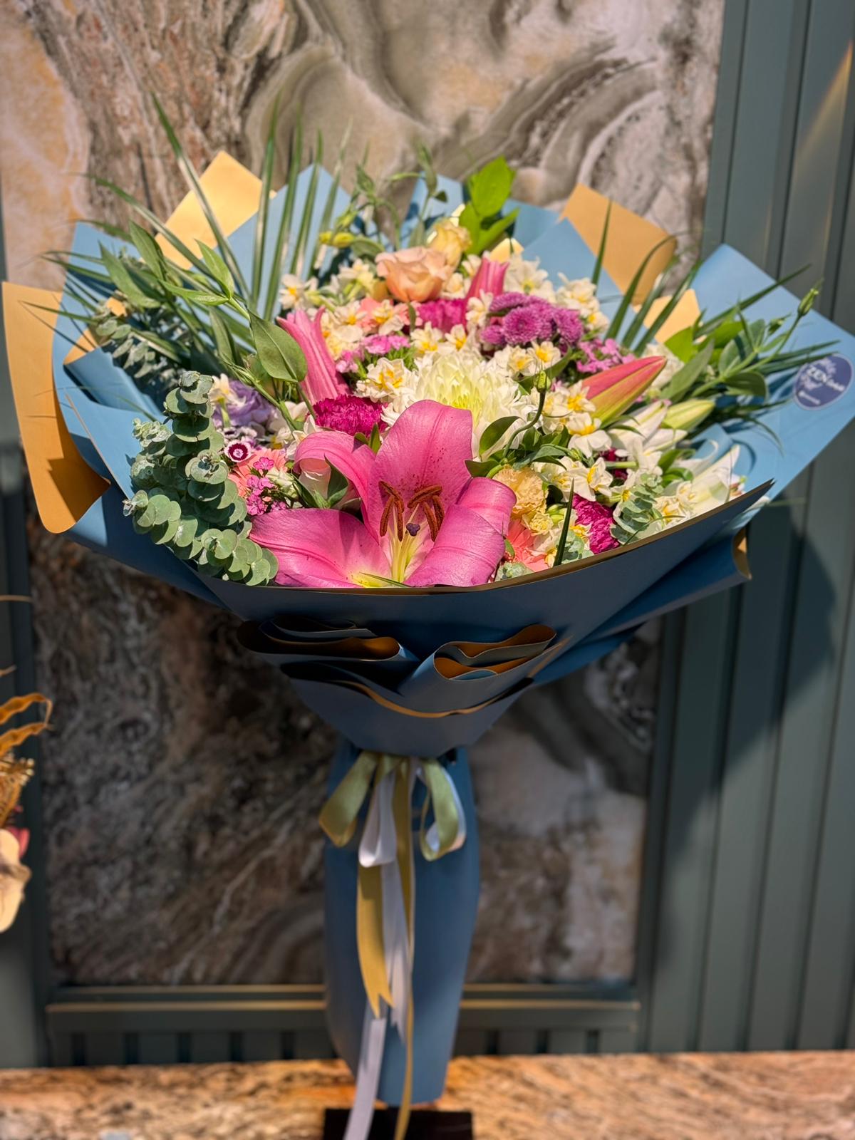 Karışık İthal Canlı Buket