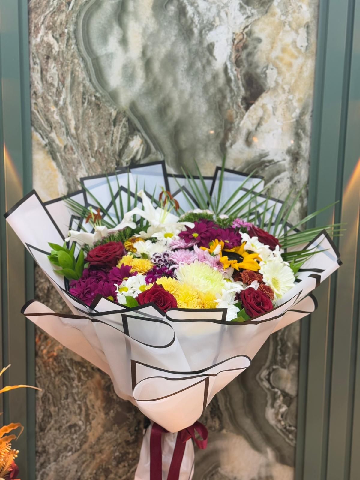 Karışık İthal Canlı Buket